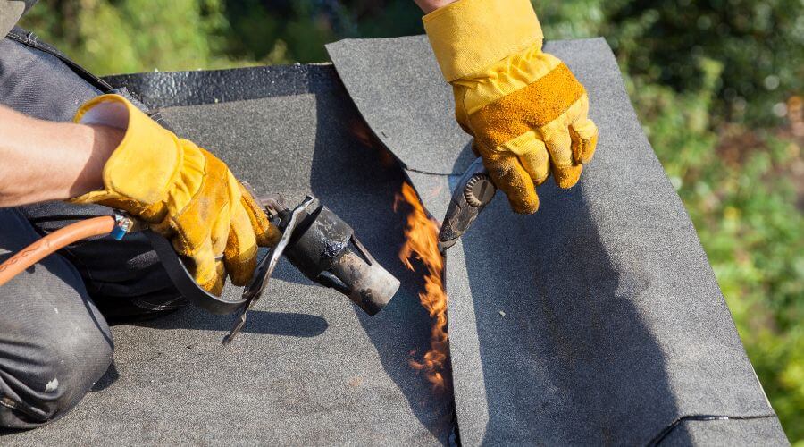 Professional residential roofers in Commack, NY